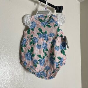 NWT Baby Essentials Floral 2 Piece Set | Romper & Hat | 9M